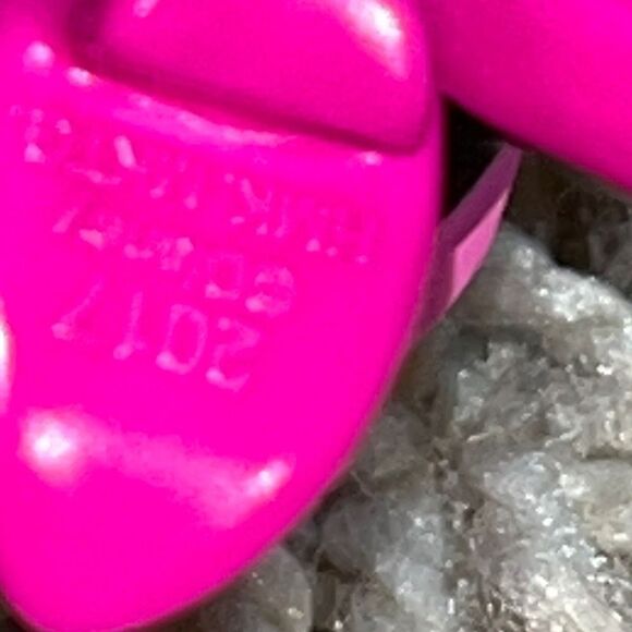 Hallmark Keepsake Ornament 2017 Disney Minnie Mouse Girl's Best Friend NIB - Picture 9 of 9